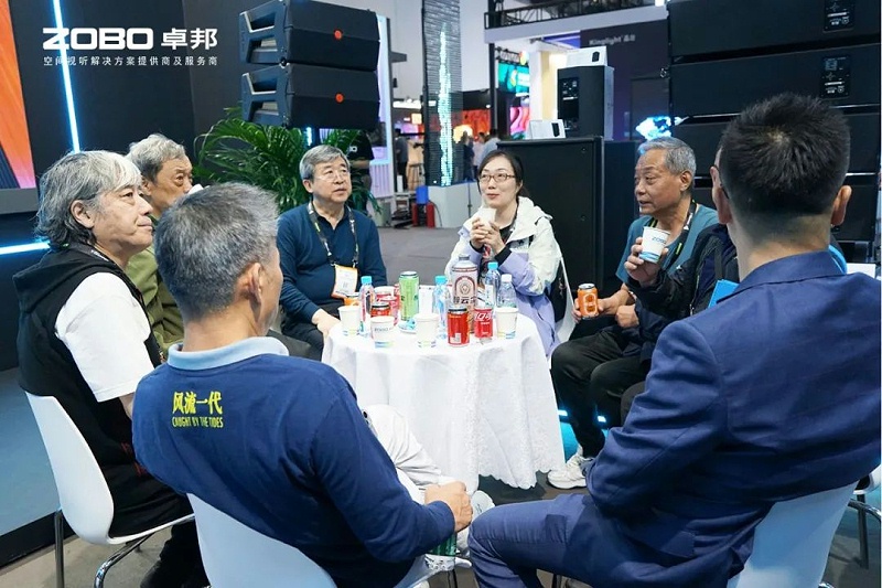 4直擊展會(huì)首日盛況丨ZOBO卓邦2025北京InfoComm展